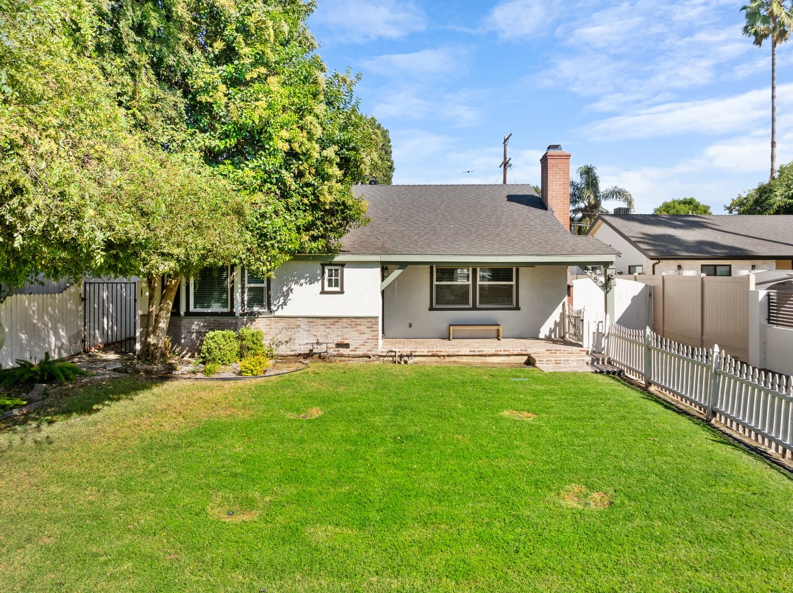 Aerial view of a Van Nuys home and lot, photographed by VVT
